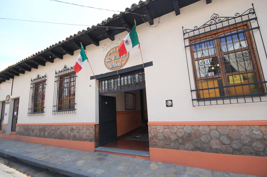 Hotel La Casa de Mamá
