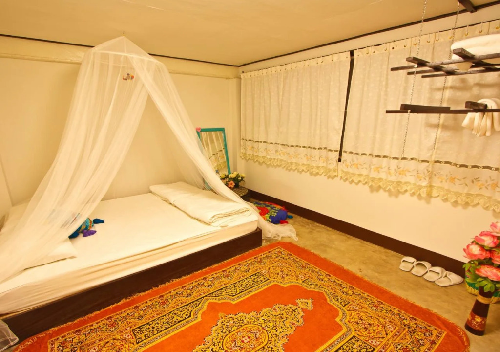 Chezmoi Handicraft & HomeStay