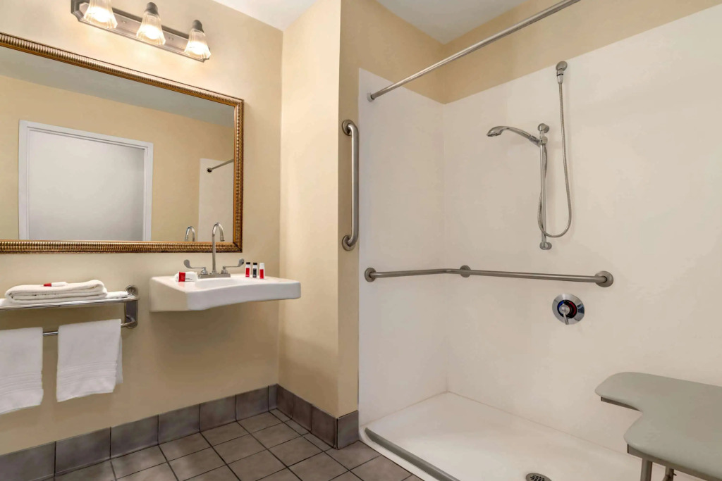 Baymont by Wyndham North Dartmouth Fall River