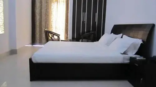 Khushi Inn Bed & Breakfast