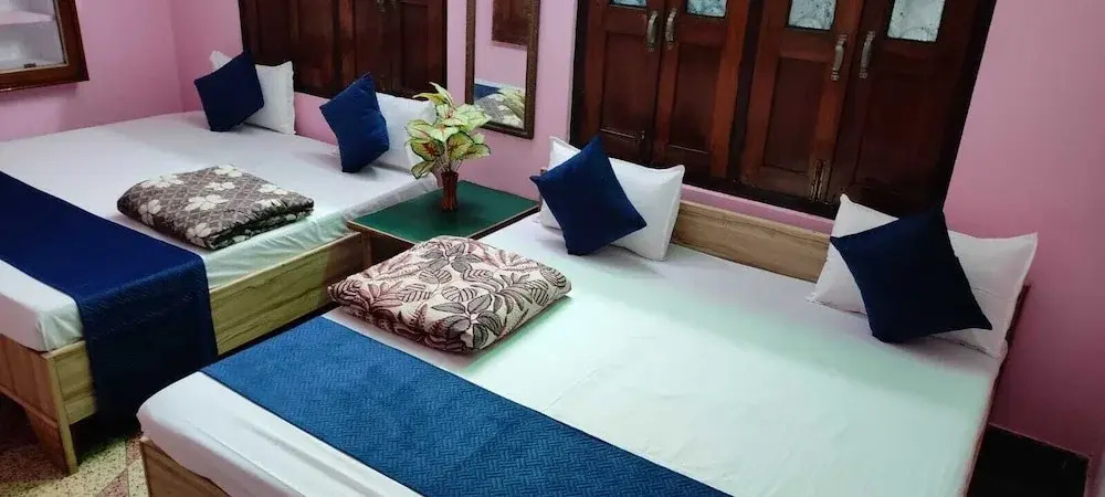 Madhavi Homestay