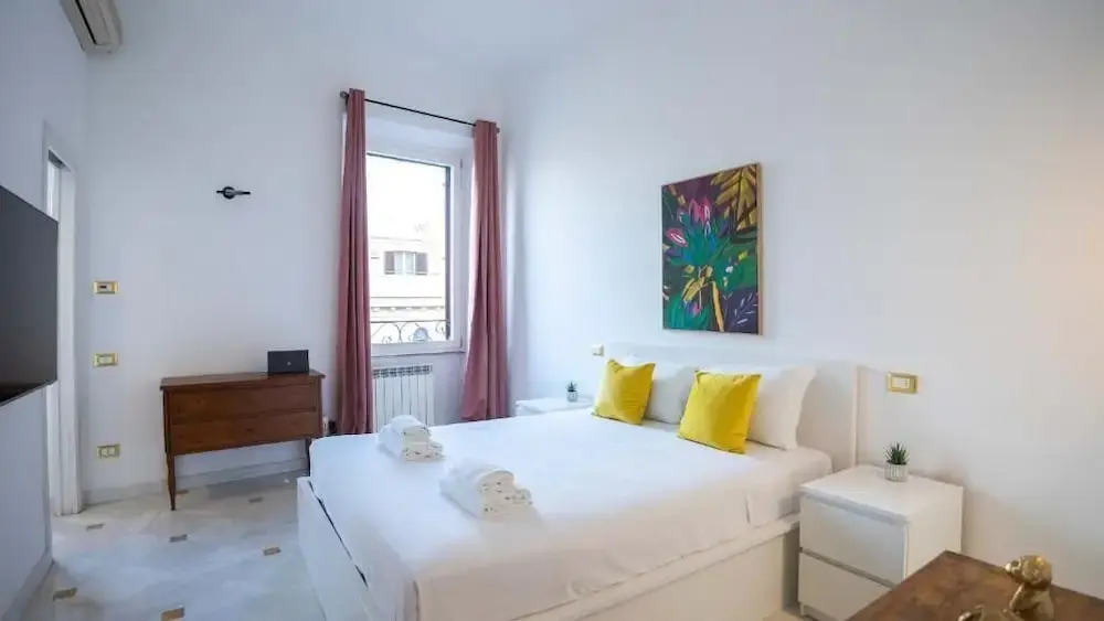 COLONNA HOLIDAY HOME
