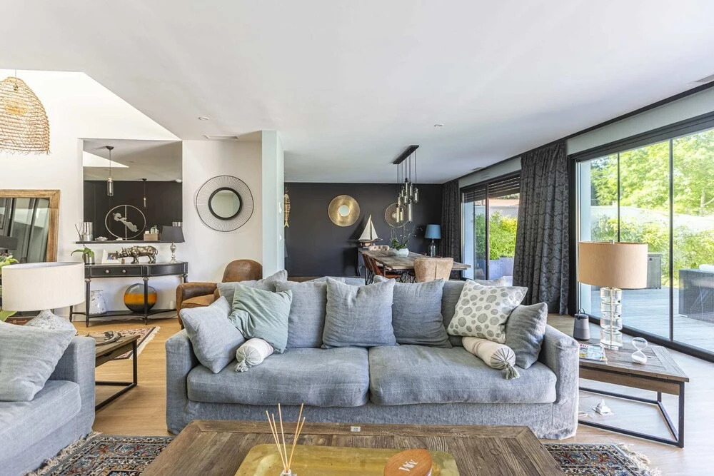 Stunning Home with Private Pool and Patio by GuestReady