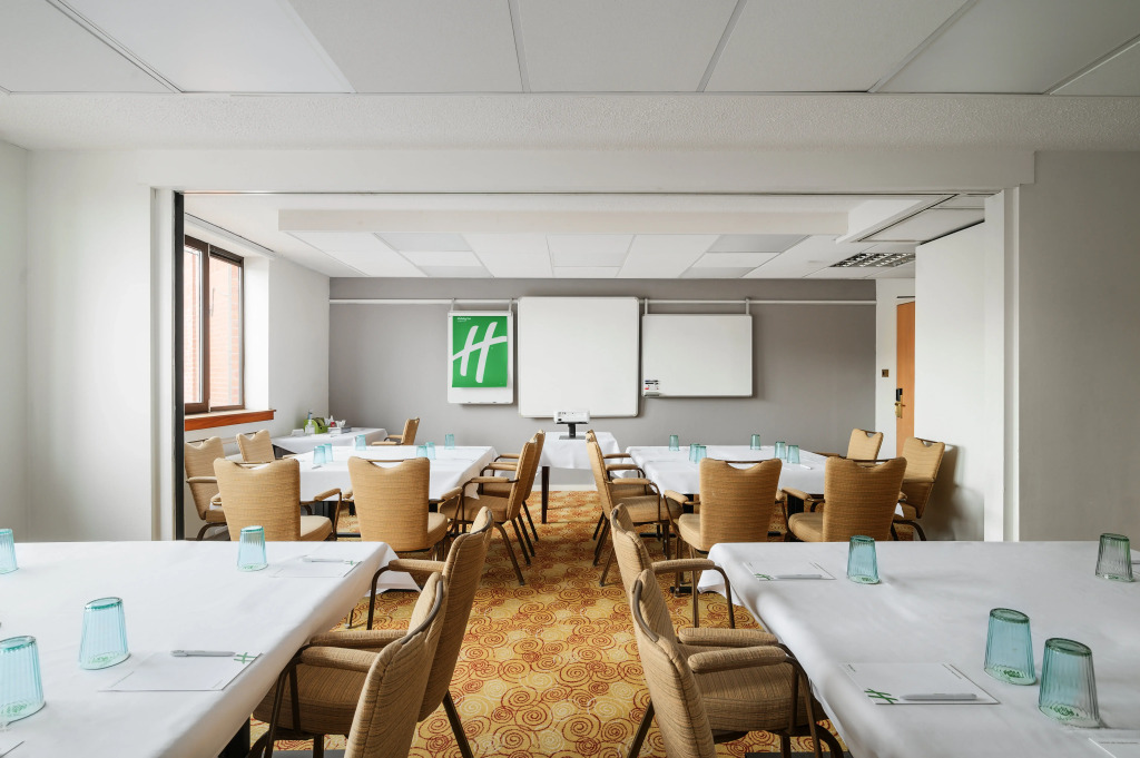 Holiday Inn Northampton by IHG