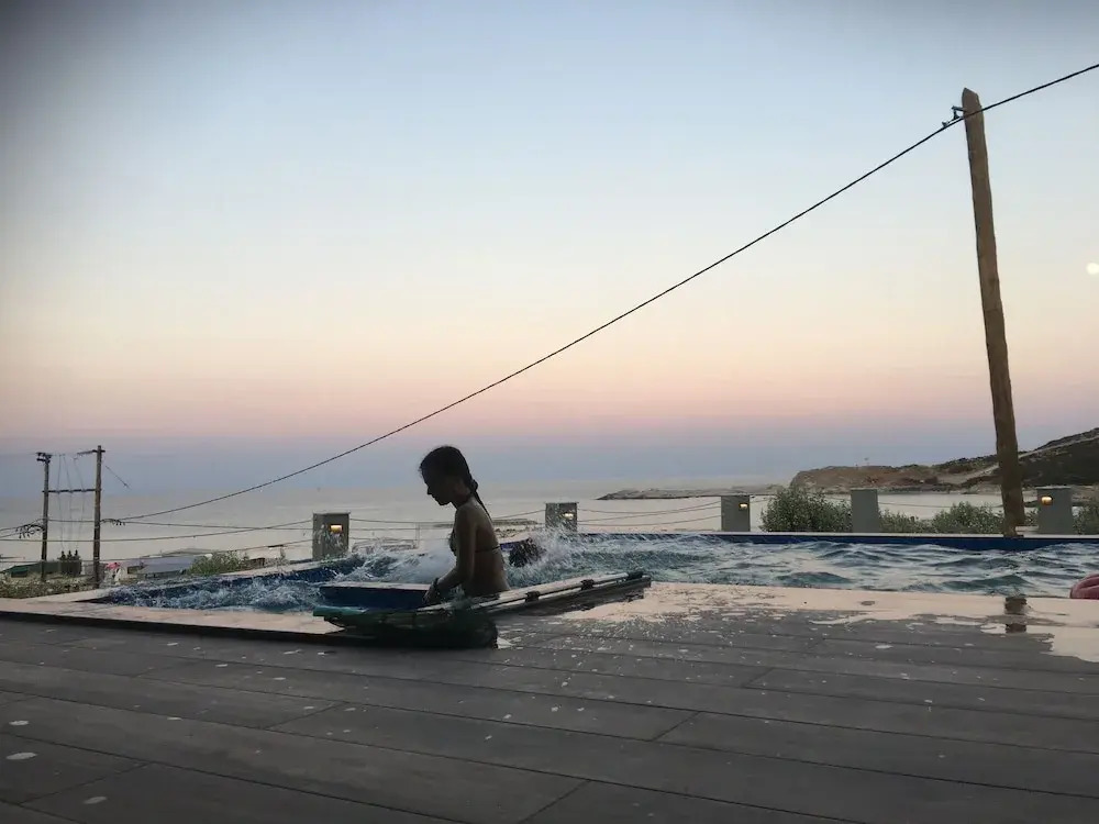 The Diamond of Kriaritsi private pools