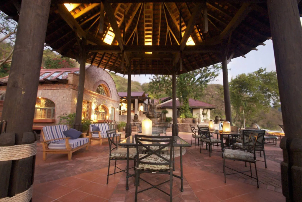 Caille Blanc Villa & Hotel - Adults Only