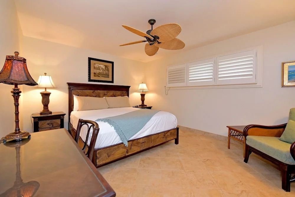 Kaanapali Plantation #52 2 Bedroom Condo by RedAwning
