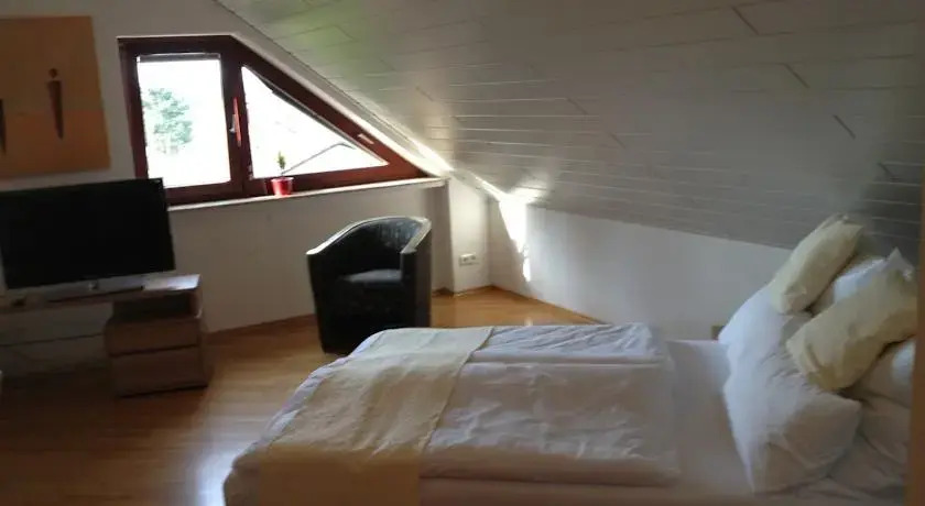 Haus Liebes Land