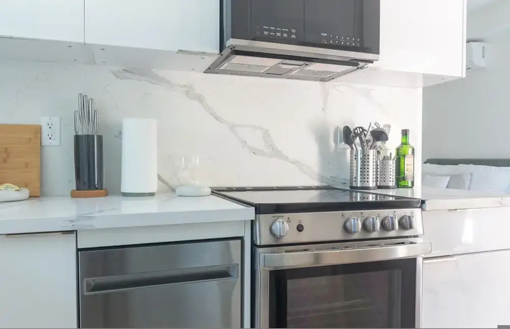 Scandinavian-style 1BR Apartment Built 2024 p80