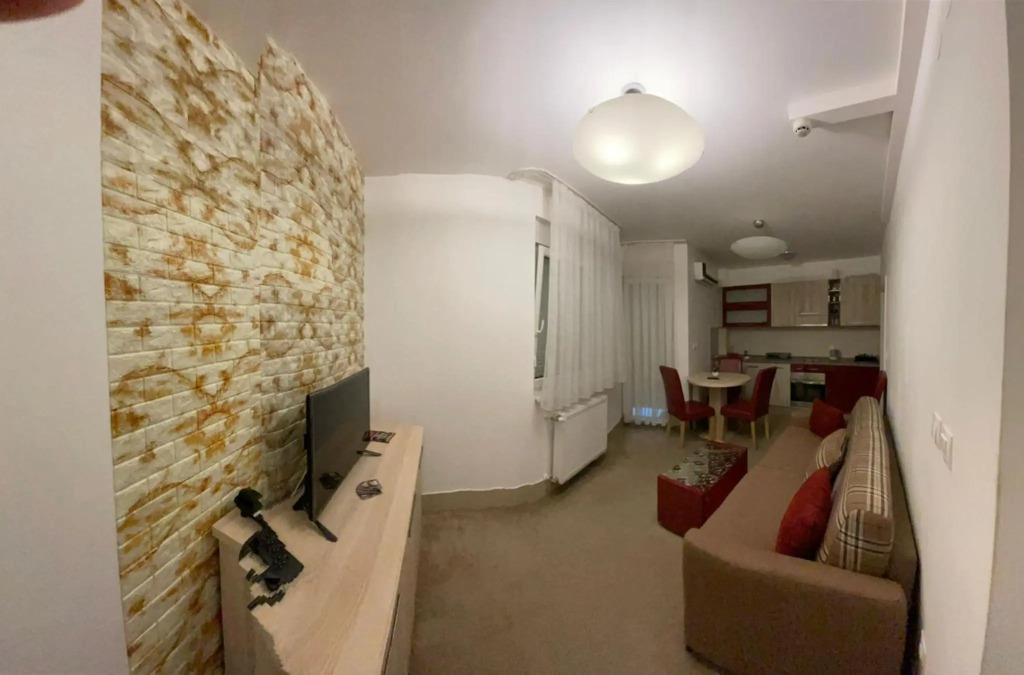 Holiday Wing Apartment 2