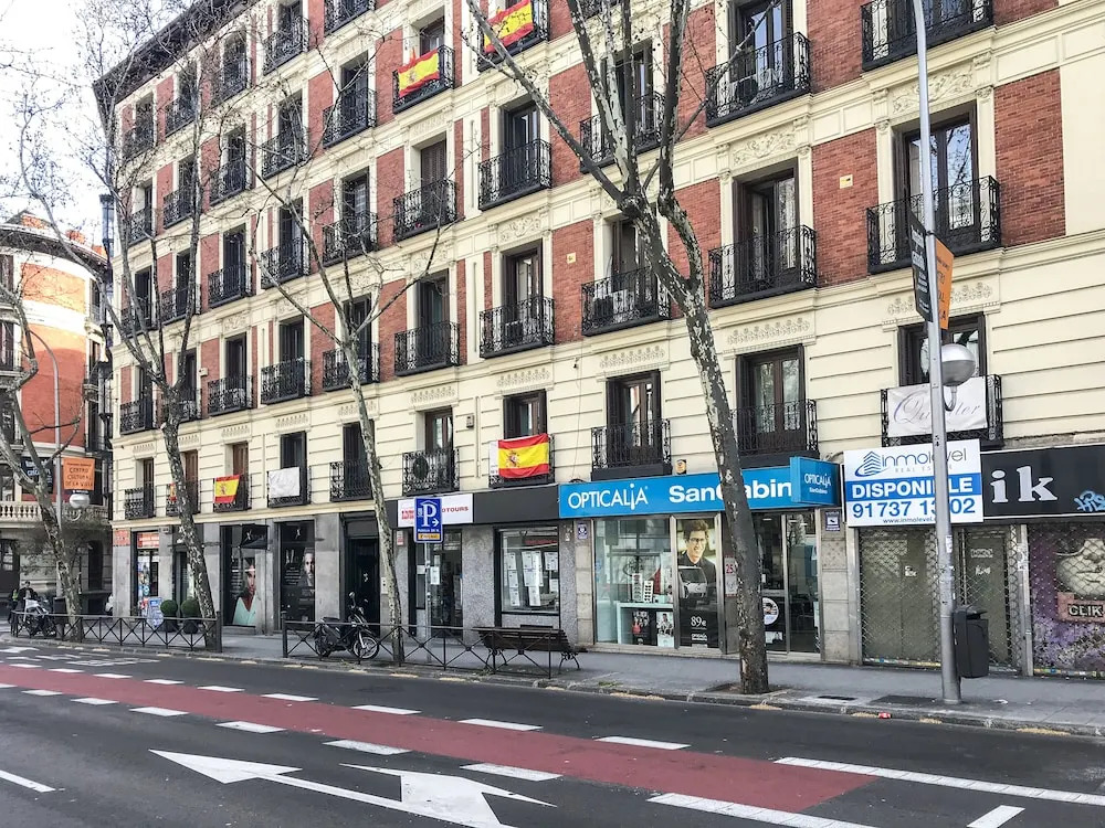 Apartmanento de 2 Habitaciones en Universidad, 500m de Alonso Martinez