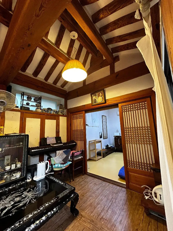 Eugene Hanok Stay