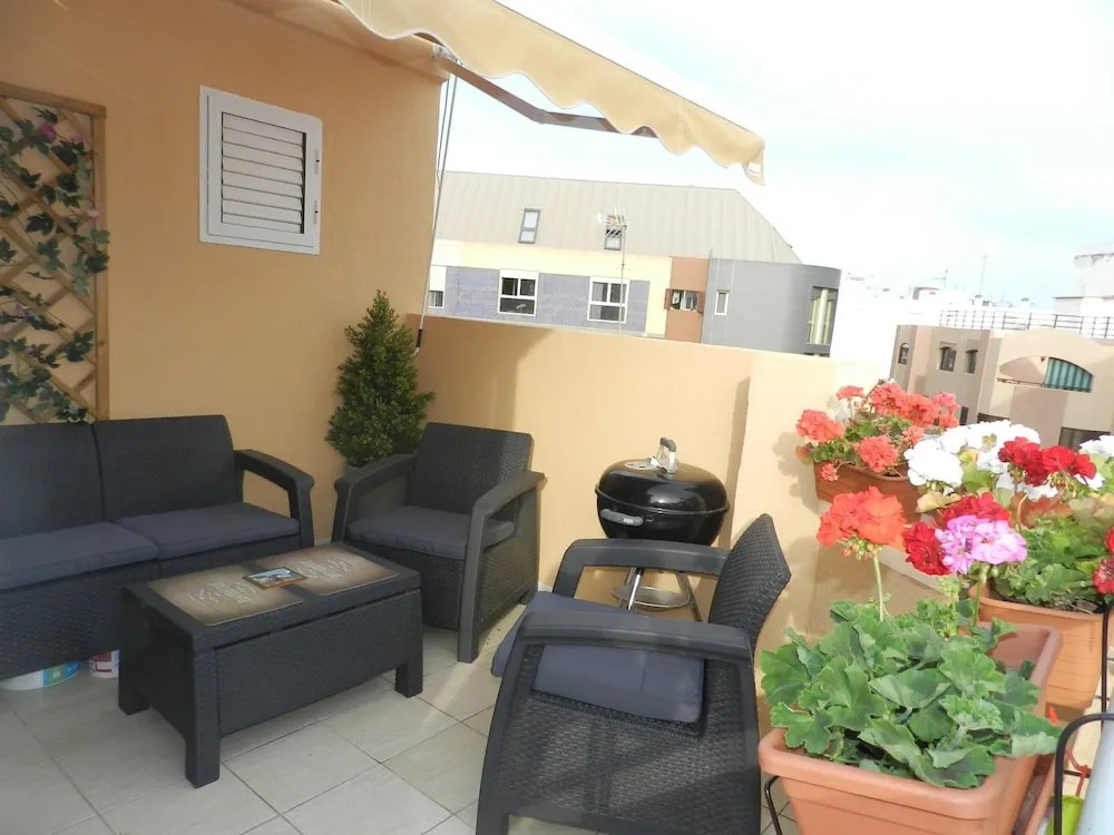 Apartamento Ático Junto a la Playa