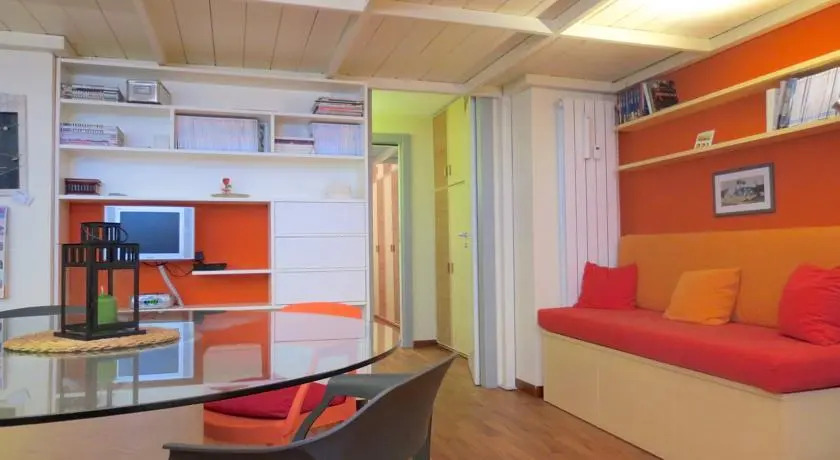 Temporary House - Tortona District 2