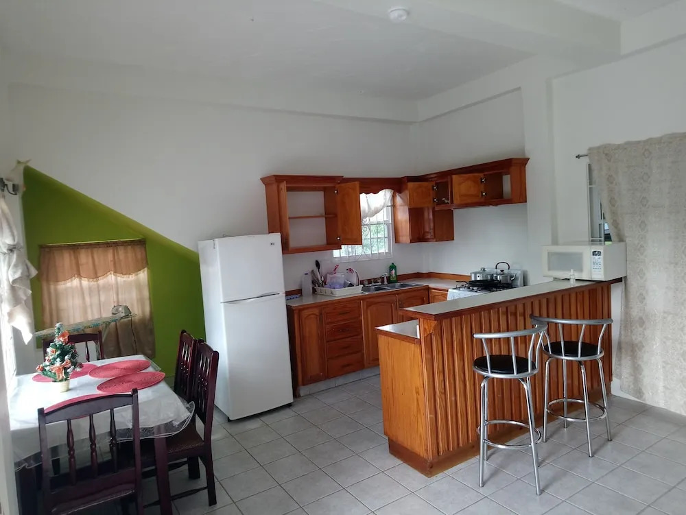 GreenzCove Apartments