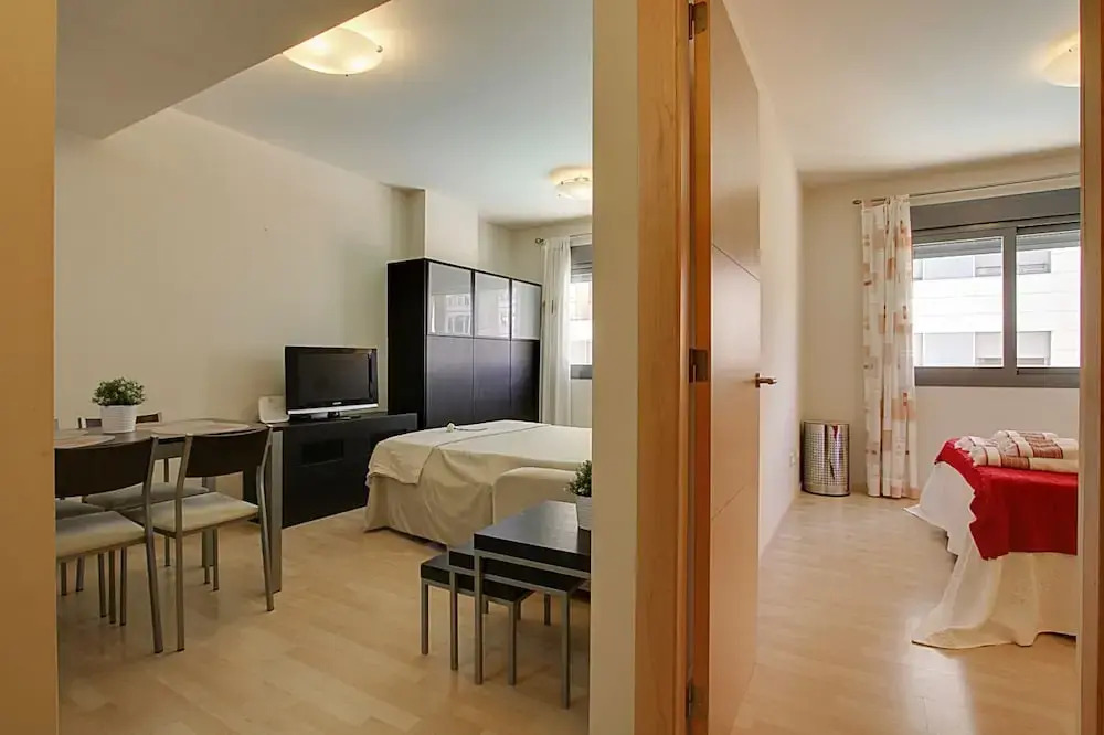 Apartamento Top Malaga Calle Pacifico con piscina y parking