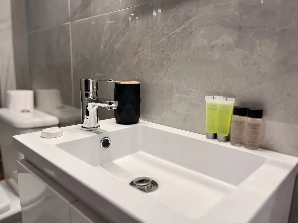 02 LIM - Stay Neo Coast Apartment