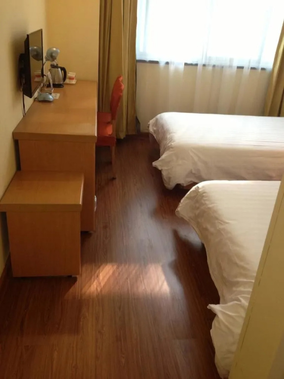 Home Inn Xi'an High-tech Zone Science Third Road