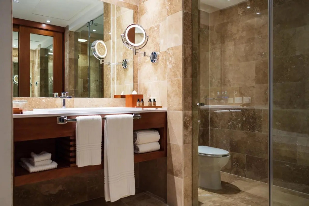 The Reef 28 Hotel & Spa