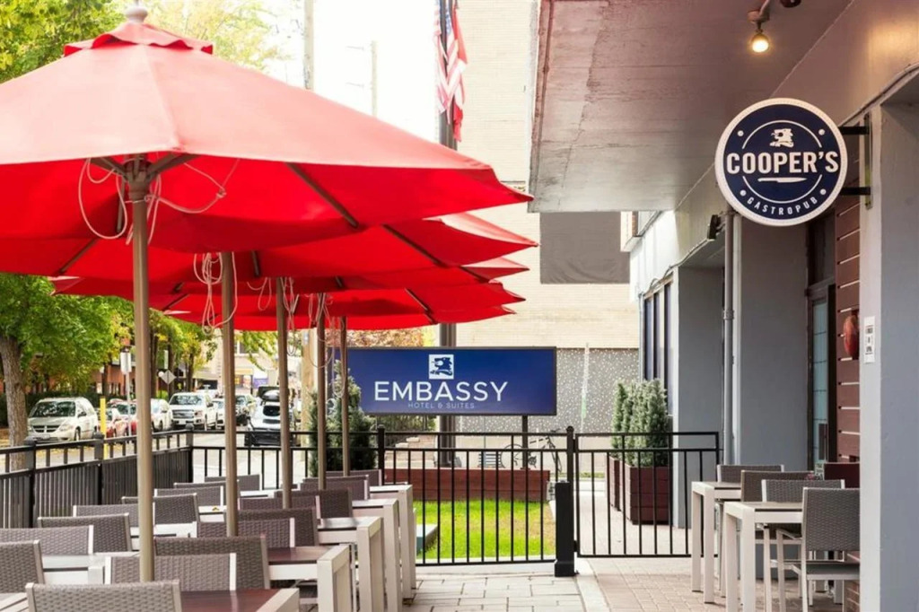 Ottawa Embassy Hotel & Suites