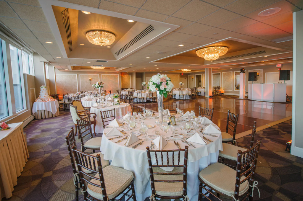 Oyster Point Hotel