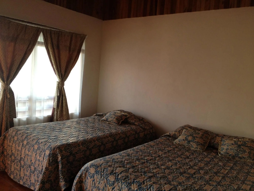 Hotel Roca Verde