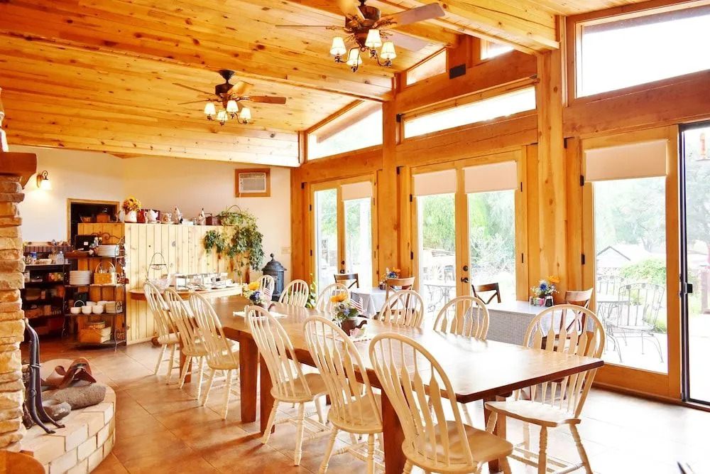 Arrowhead Country Cabins
