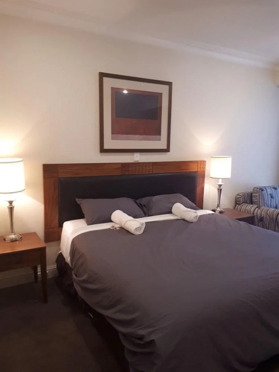 J&S City Apartment