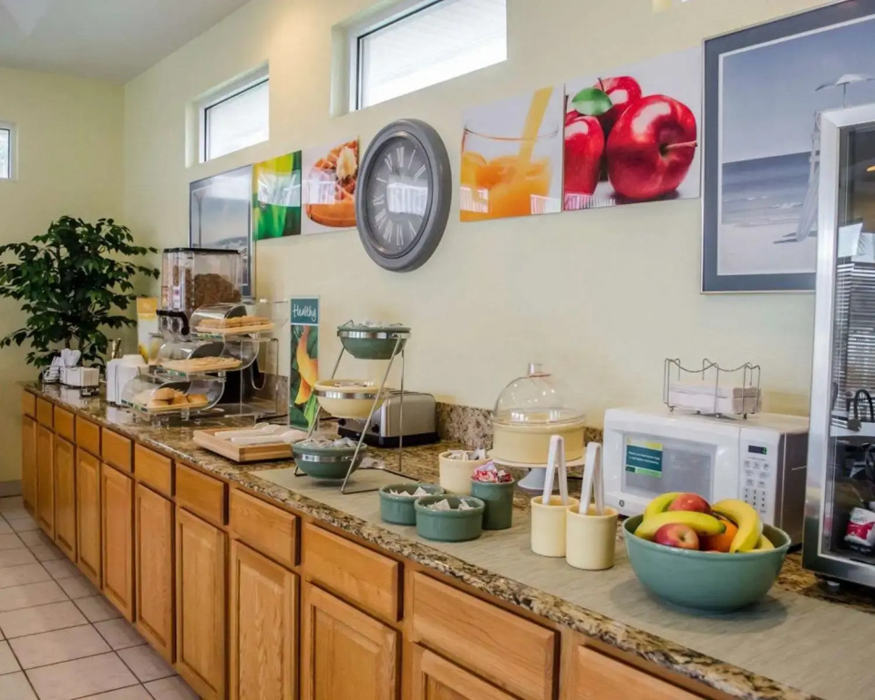 Baymont by Wyndham Pensacola at NAS Corry