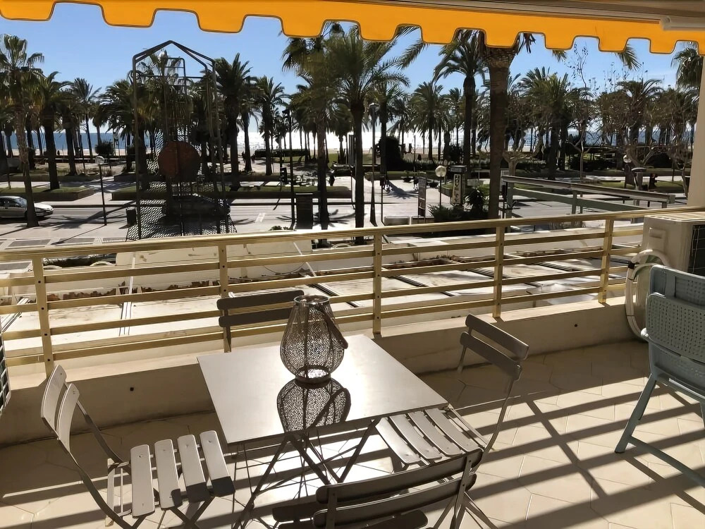 T&H Novelty 115 Family Apartment Salou
