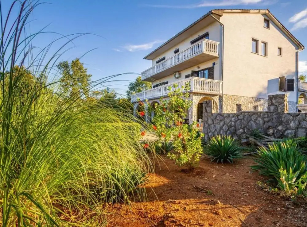Relaxing Stay Kačić Close to Nature & Sea