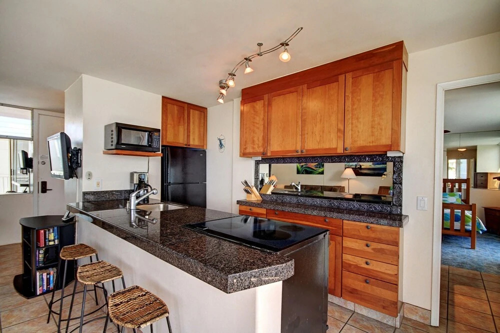 Kamaole Nalu #502 by Ali'i Resorts