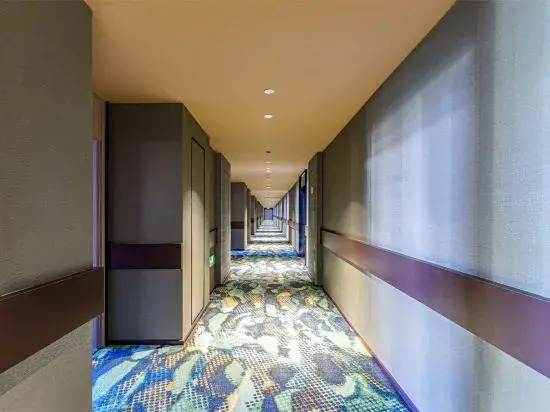Orange Hotel (Xishuangbanna Jinghong Menglong Dafosi Branch)
