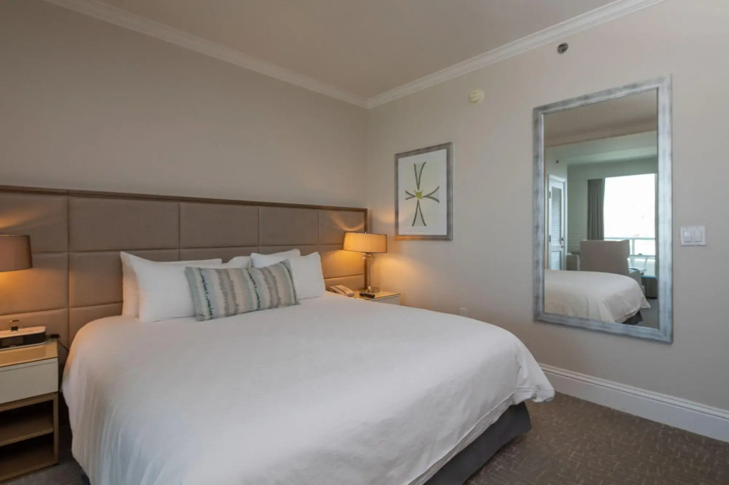 FB Miami Beach Tresor Private Luxury Suites