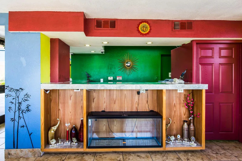 Rodeway Inn & Suites