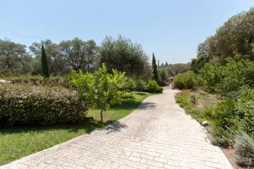 Kalimera Countryside Home