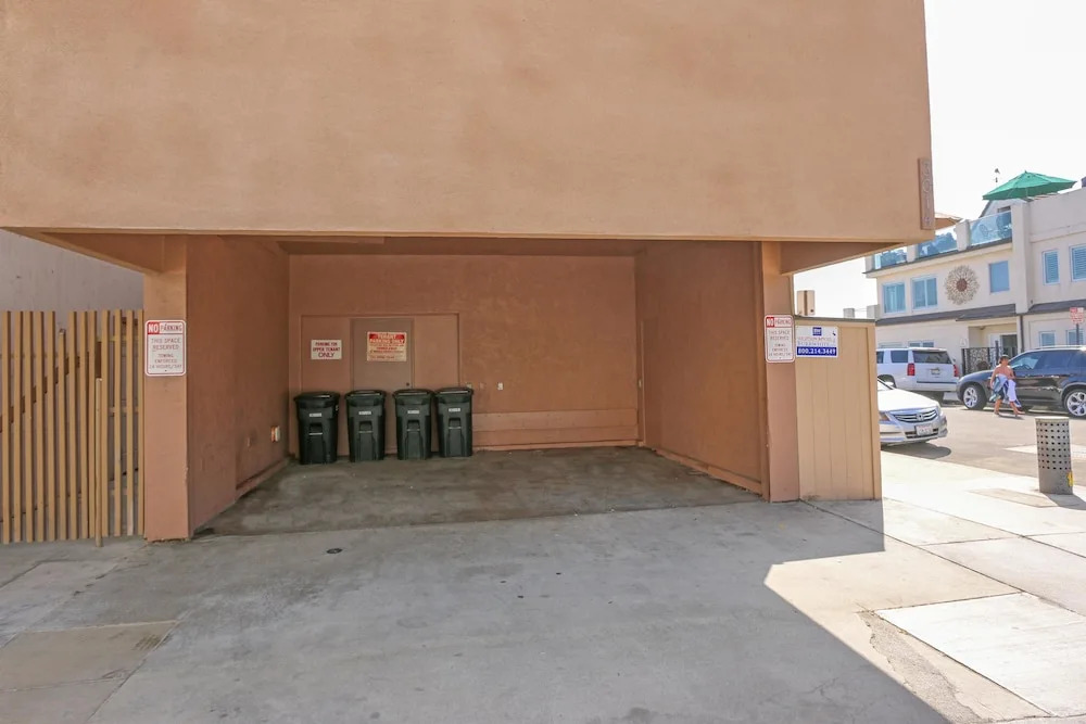 3014 W. Oceanfront 1 Bedroom 1 Bathroom Townhouse
