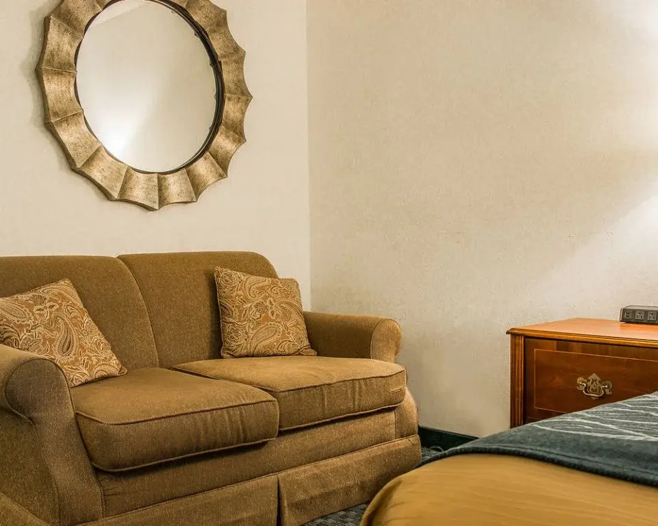 Dunes Express Inn and Suites