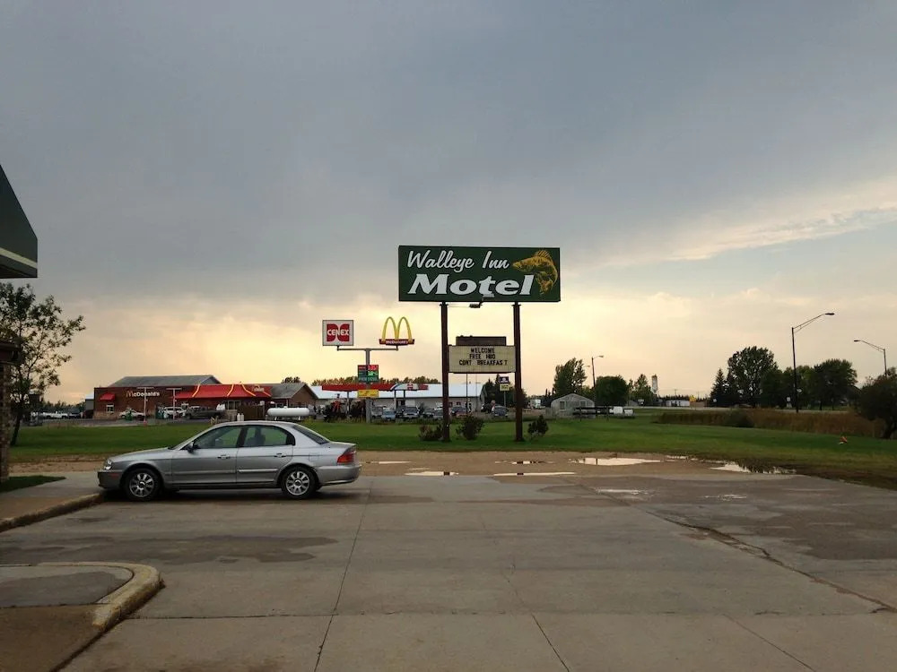 River Bend's Walleye Inn