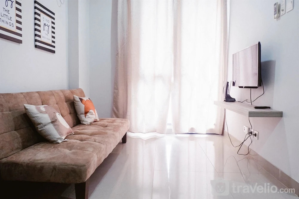 New Furnished Royal Olive Apartment