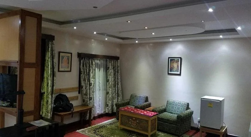 Jambayang Resort