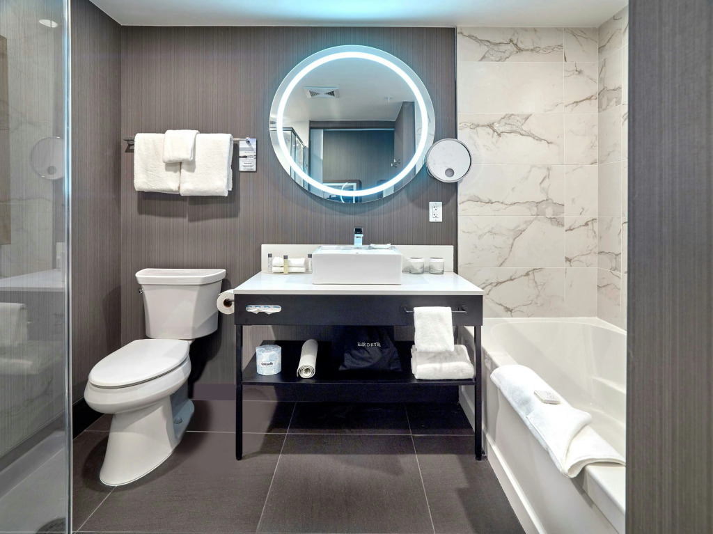 Sandman Signature Plano-Frisco Hotel