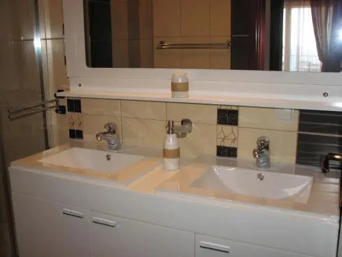 Apartments Leut