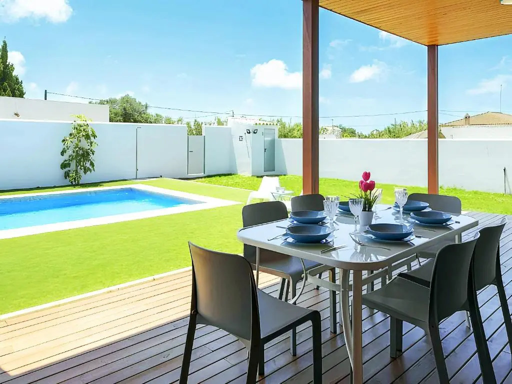 Chalet deluxe con piscina privada barbacoa y AC