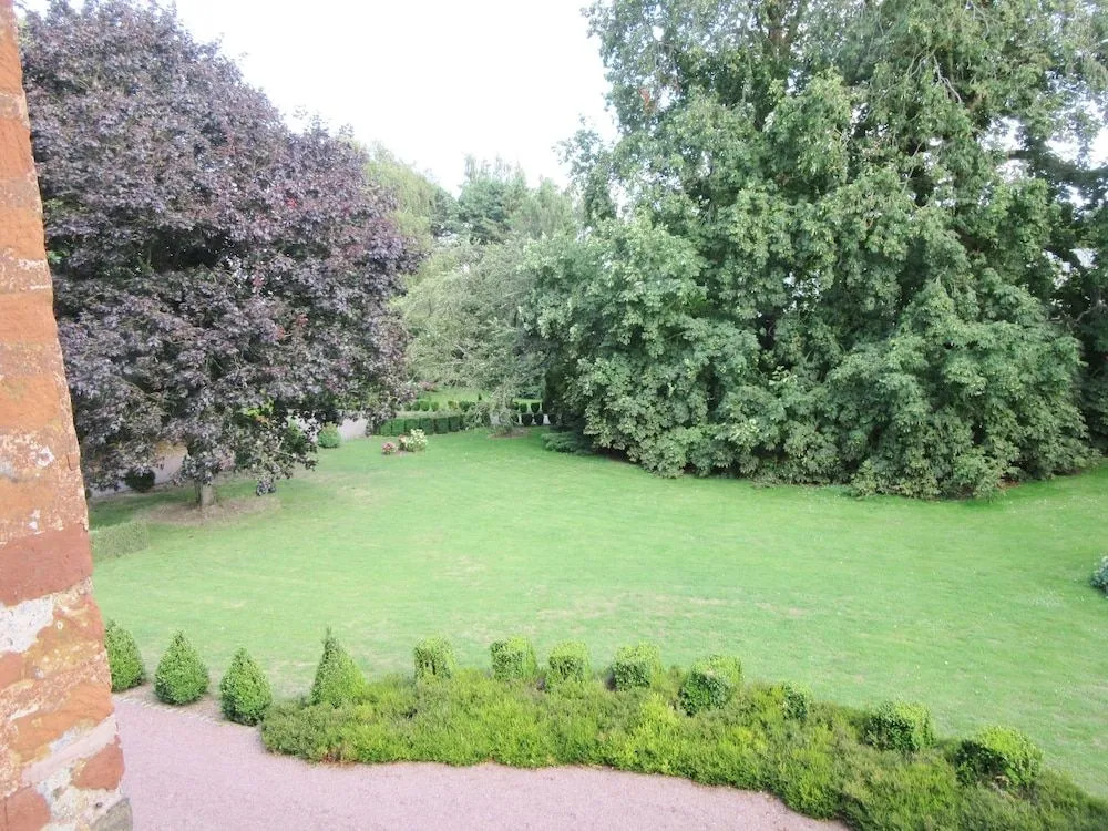 Le Chateau
