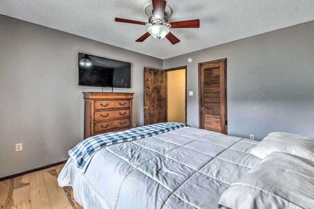 Walk to Golf Course: Home w/ Deck in Ruidoso!