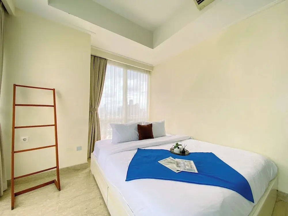 Spacious 3Br With Private Lift At Menteng Park Apartment