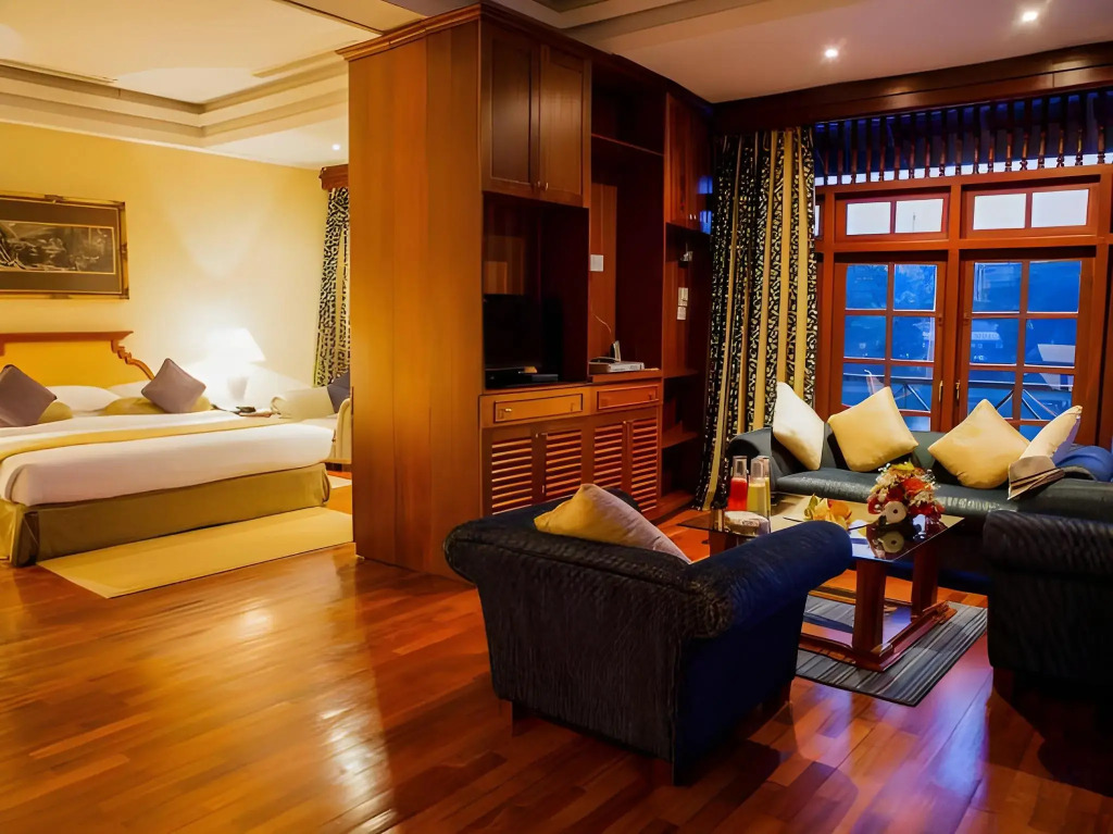 Mahaweli Reach Hotel