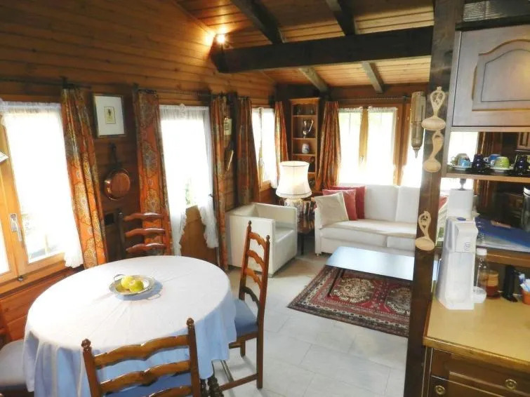 Apartment Abnaki- Chalet by Interhome