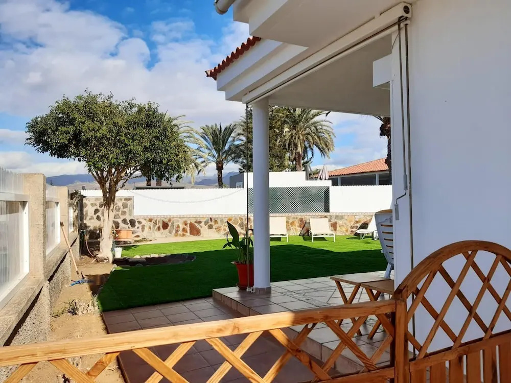 House With 2 Bedrooms in San Bartolomé de Tirajana, With Wonderful Mountain View, Private Pool, Enclosed Garden